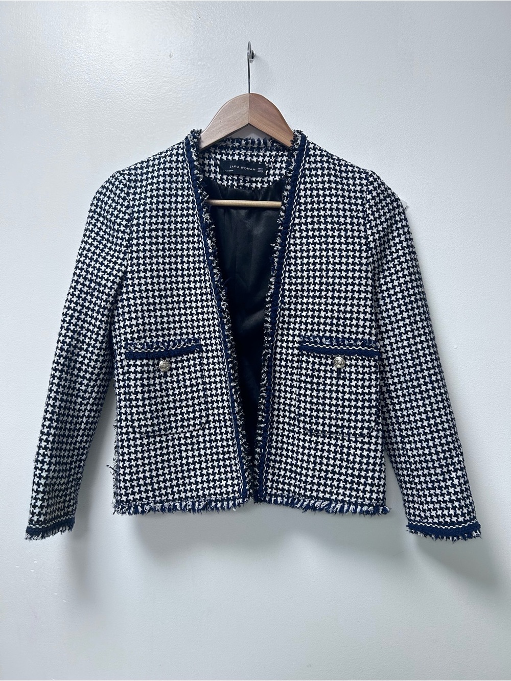 ZARA Blue & White Houndstooth Tweed Open Front Raw Edge Blazer Jacket – Size S